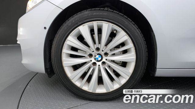 BMW 5 Series GT (F07) GT 30d xDrive 2015 — фото 5