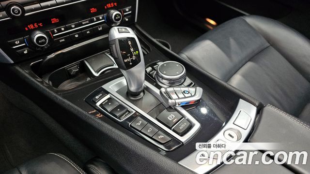 BMW 5 Series GT (F07) GT 30d xDrive 2015 — фото 9