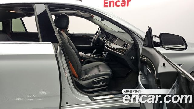 BMW 5 Series GT (F07) GT 30d xDrive 2015 — фото 11