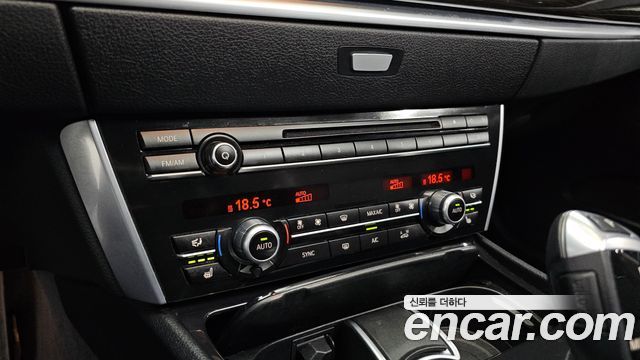 BMW 5 Series GT (F07) GT 30d xDrive 2015 — фото 15