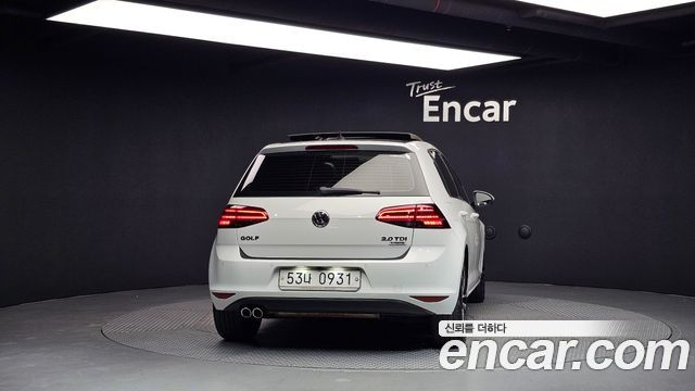 Volkswagen Golf (VII) 2.0 TDI Premium 2015 — фото 4