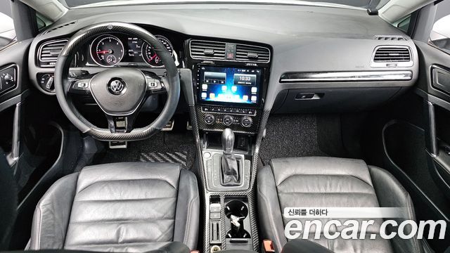 Volkswagen Golf (VII) 2.0 TDI Premium 2015 — фото 7