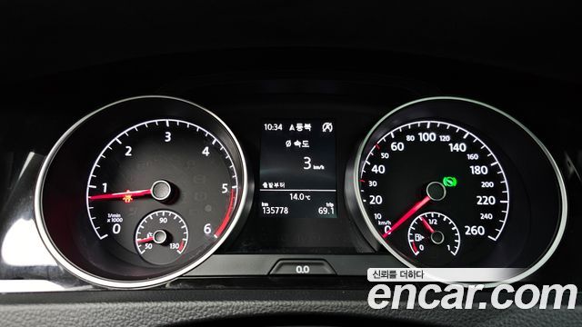 Volkswagen Golf (VII) 2.0 TDI Premium 2015 — фото 8