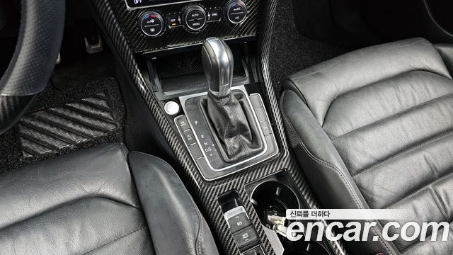 Volkswagen Golf (VII) 2.0 TDI Premium 2015 — фото 9