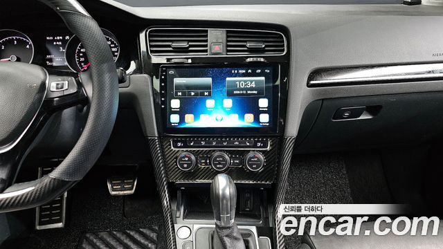 Volkswagen Golf (VII) 2.0 TDI Premium 2015 — фото 14