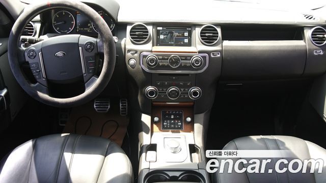 Land Rover Discovery 4 3.0 SDV6 SE 2016 — фото 7