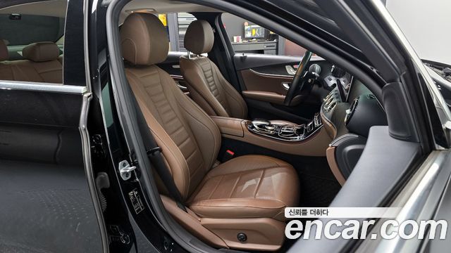 Mercedes-Benz E-Class (W213) E300 4MATIC Avnatgarde 2019 — фото 10