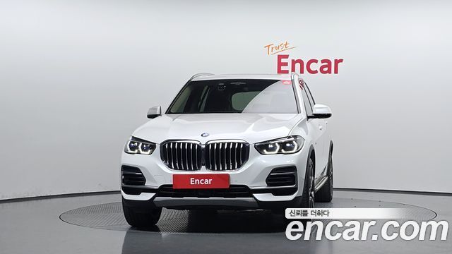BMW X5 (G05) xDrive 40i xLine 2022 — фото 3