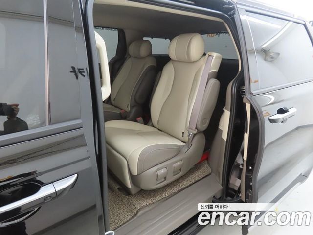 Kia Carnival (IV) Gasoline 7-Seater Signature 2025 — фото 6