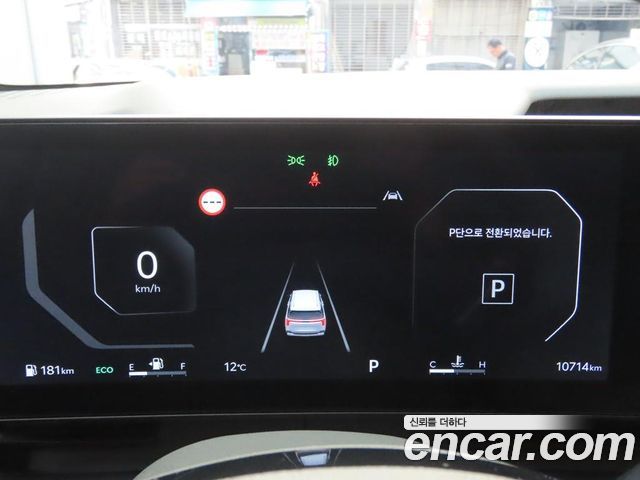 Kia Carnival (IV) Gasoline 7-Seater Signature 2025 — фото 8
