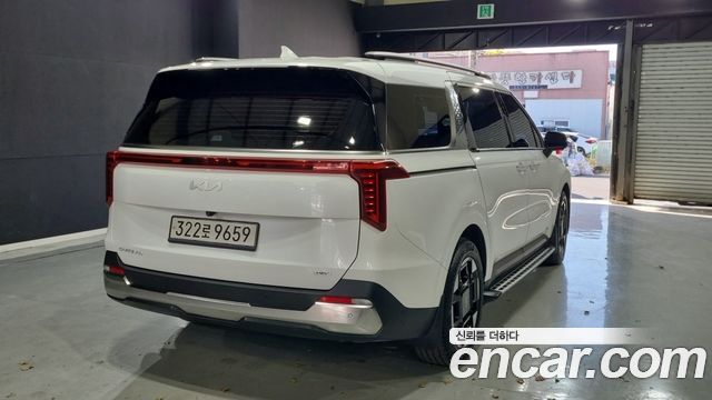 Kia Carnival (IV) HEV 9seater Signature 2024 — фото 2