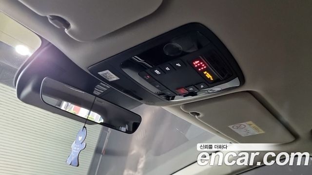 Kia Carnival (IV) HEV 9seater Signature 2024 — фото 16