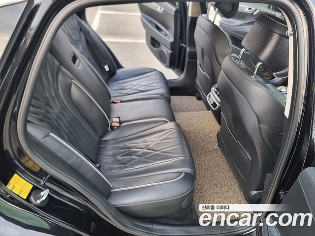 Genesis G80 (RG3) Gasoline 3.5 Turbo AWD 2022 — фото 19
