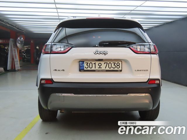 Jeep Cherokee (KL) 2.4 Limited AWD 2021 — фото 3