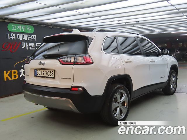Jeep Cherokee (KL) 2.4 Limited AWD 2021 — фото 4
