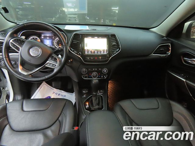 Jeep Cherokee (KL) 2.4 Limited AWD 2021 — фото 6
