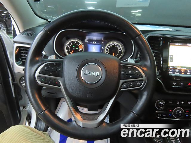 Jeep Cherokee (KL) 2.4 Limited AWD 2021 — фото 7