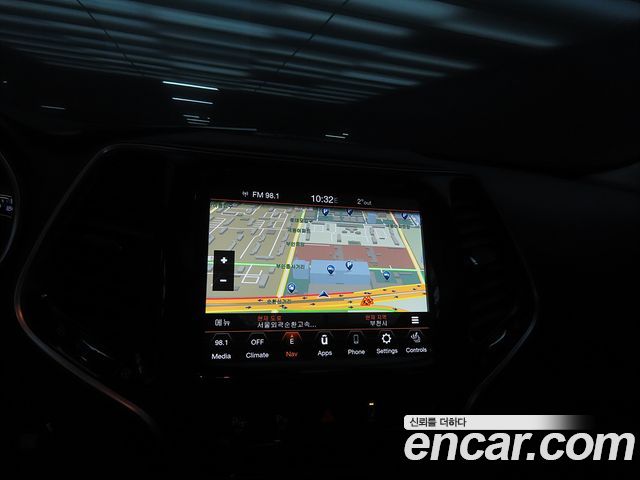 Jeep Cherokee (KL) 2.4 Limited AWD 2021 — фото 16
