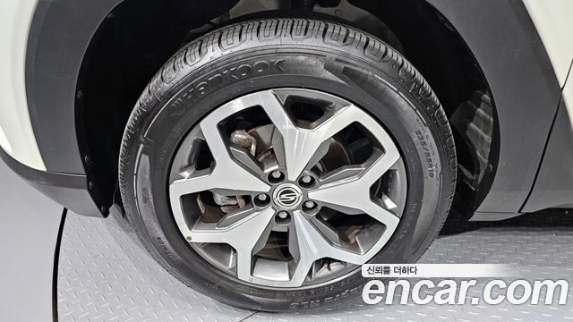 KG Mobility (SsangYong) Torres Gasoline 1.5 2WD T5 2023 — фото 5
