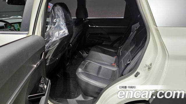 KG Mobility (SsangYong) Torres Gasoline 1.5 2WD T5 2023 — фото 16