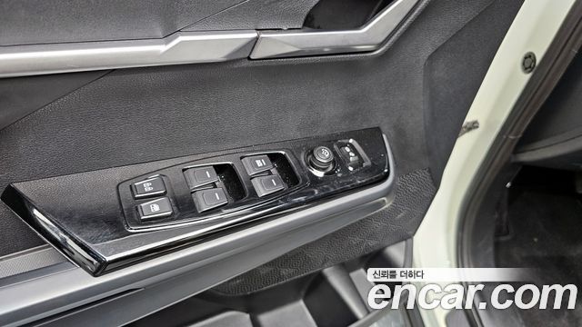 KG Mobility (SsangYong) Torres Gasoline 1.5 2WD T5 2023 — фото 21