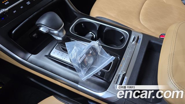 Kia Carnival (IV) Diesel 9-Seater Prestige 2022 — фото 9