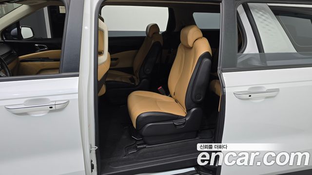 Kia Carnival (IV) Diesel 9-Seater Prestige 2022 — фото 11