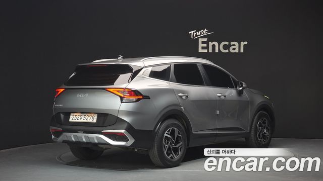 Kia Sportage (V) Diesel 2.0 2WD Prestige 2022 — фото 2