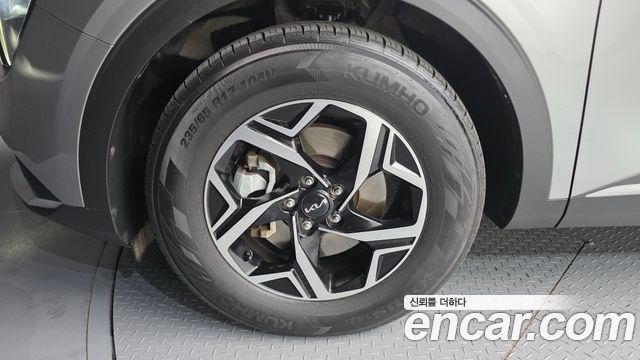 Kia Sportage (V) Diesel 2.0 2WD Prestige 2022 — фото 5