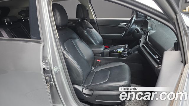 Kia Sportage (V) Diesel 2.0 2WD Prestige 2022 — фото 12