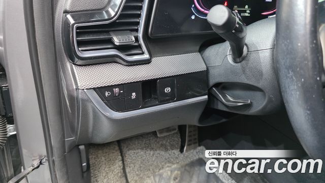 Kia Sportage (V) Diesel 2.0 2WD Prestige 2022 — фото 15