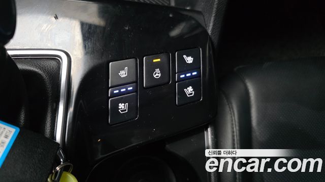 Kia Sportage (V) Diesel 2.0 2WD Prestige 2022 — фото 18
