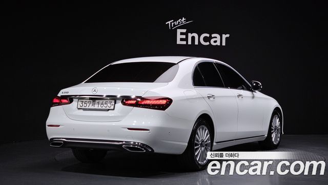 Mercedes-Benz E-Class (W213) E250 Exclusive 2021 — фото 2