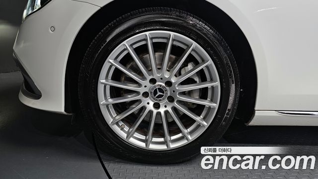 Mercedes-Benz E-Class (W213) E250 Exclusive 2021 — фото 5
