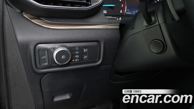 Ford Explorer (VI) 2.3 LimIted 4WD 2020 — фото 13