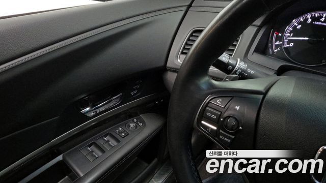 Honda Legend (V) 3.5 2016 — фото 21