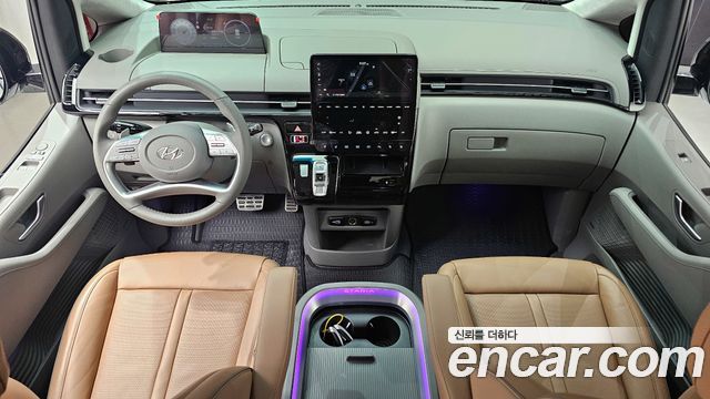 Hyundai Staria 4WD Lounge 7-Seater Inspiration 2024 — фото 7