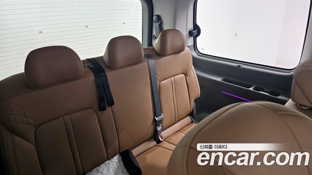 Hyundai Staria 4WD Lounge 7-Seater Inspiration 2024 — фото 17