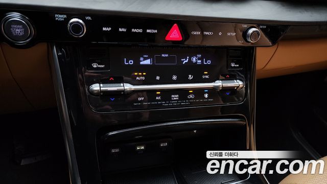 Kia Carnival (IV) Gasoline 9-Seater Signature 2021 — фото 17