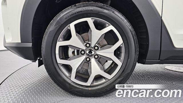 KG Mobility (SsangYong) Torres Gasoline 1.5 2WD T7 2025 — фото 5