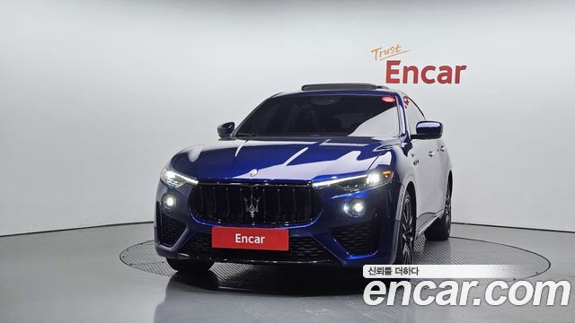 Maserati Levante 3.0 AWD Modena 2022 — фото 3