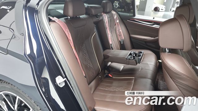 BMW 5 Series (G30) 530i M Sport Package 2023 — фото 12