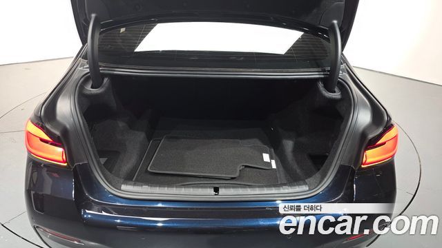 BMW 5 Series (G30) 530i M Sport Package 2023 — фото 20