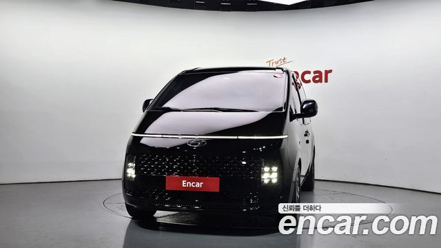 Hyundai Staria L3.5 Lounge 9-Seater Inspiration 2022 — фото 3