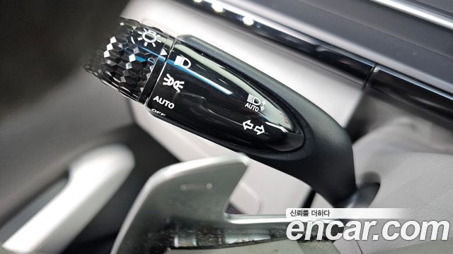 Hyundai Staria L3.5 Lounge 9-Seater Inspiration 2022 — фото 15