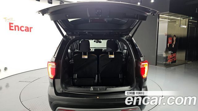 Ford Explorer 2.3 Limited 4WD 5th 2017 — фото 20