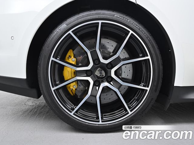 Porsche Taycan Turbo S 2025 — фото 5