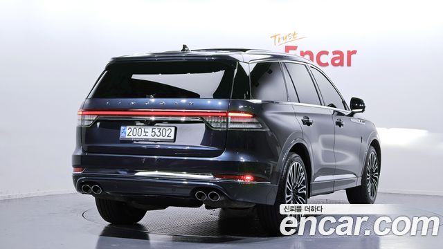 Lincoln Aviator (II) 3.0 Black Label AWD 2022 — фото 2