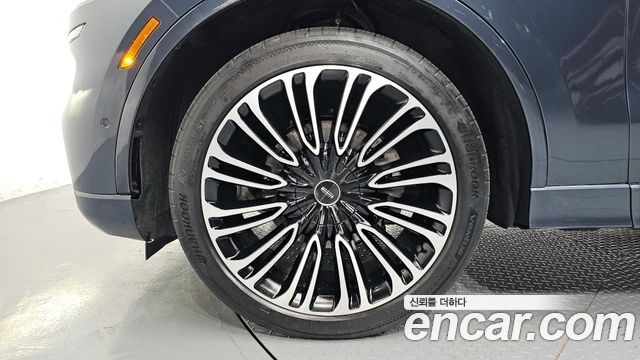 Lincoln Aviator (II) 3.0 Black Label AWD 2022 — фото 5