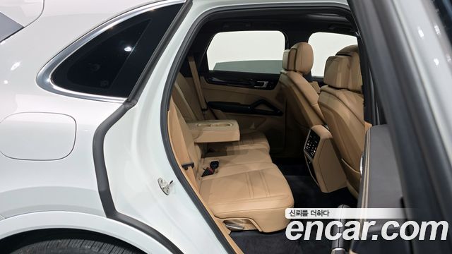 Porsche Cayenne (PO536) 3.0 E-Hybrid 2020 — фото 16